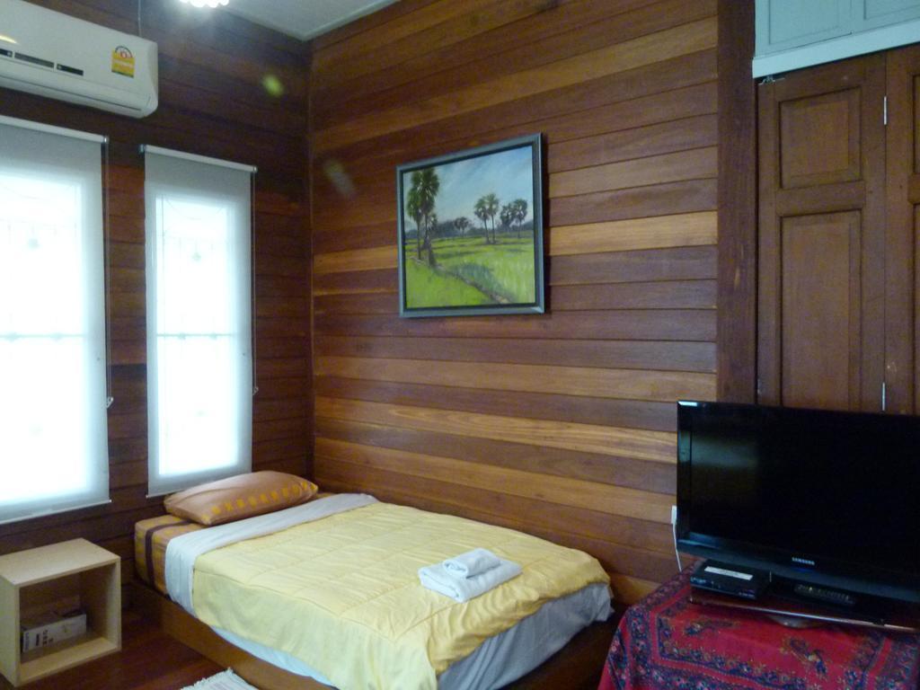 Bed and Breakfast Ban Boonchu Phra Nakhon Si Ayutthaya Exterior foto